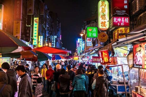 Exploring the Vibrant Taiwanese Food Market